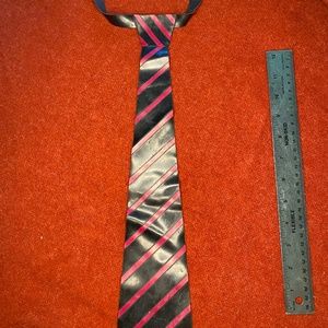 Breathless Latex black & red striped tie, genderfuck, bdsm, queer